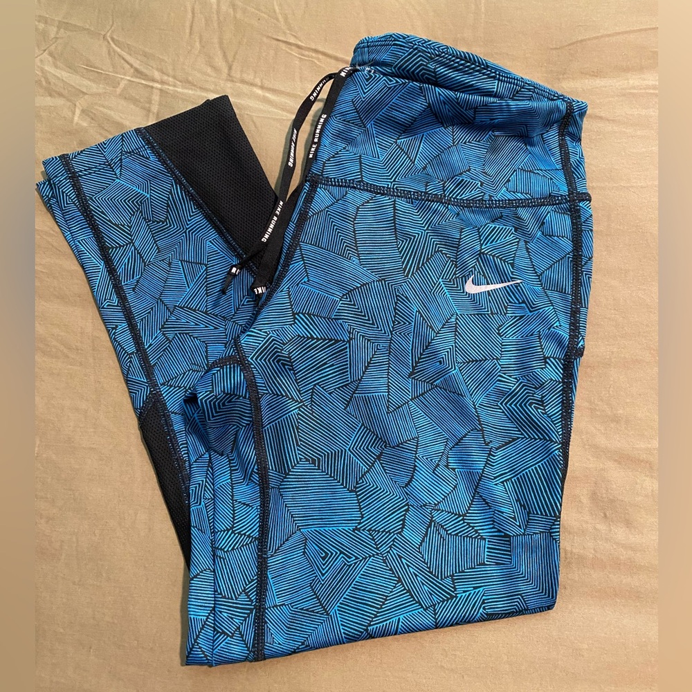 Nike Dry-Fit Crop Leggings